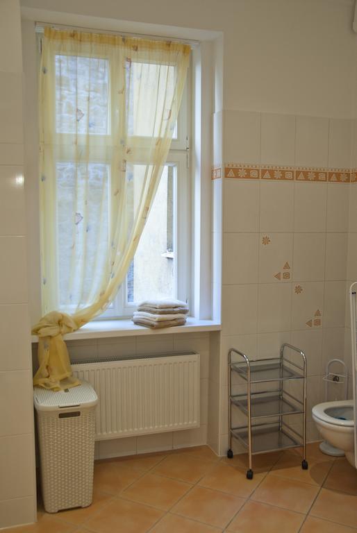 Apartman U Kolonady การ์โลวีวารี ห้อง รูปภาพ