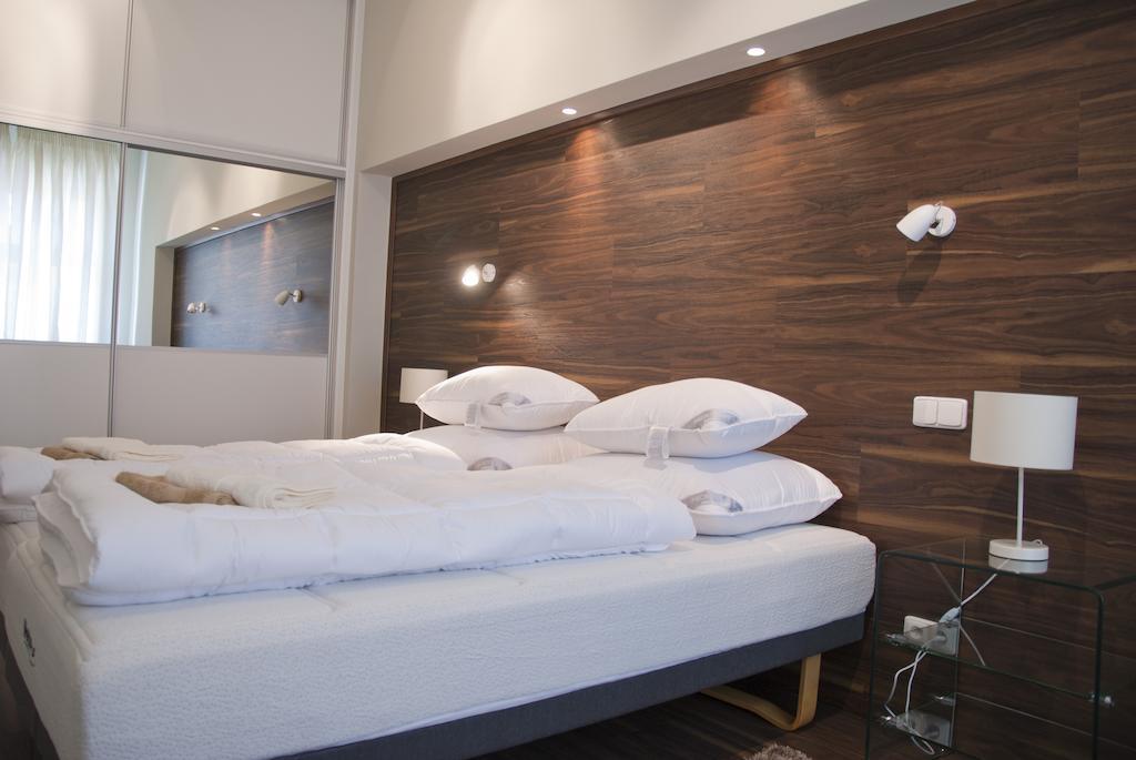 Apartman U Kolonady การ์โลวีวารี ห้อง รูปภาพ